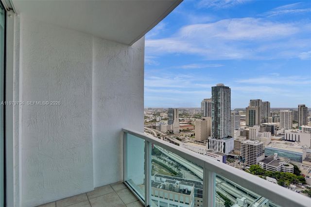 31 SE 5th St 4112, Miami, FL 33131