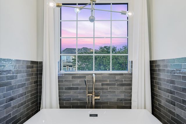 4501 Golf Vista DR, Austin, TX 78730