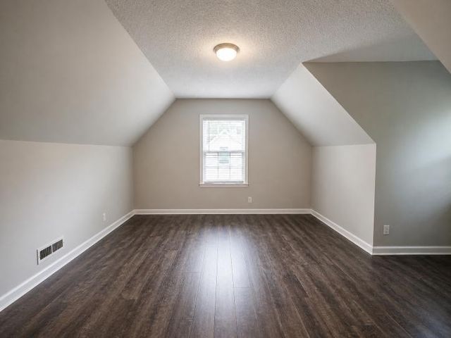 125 Mossland Dr, Clarksville, TN 37042
