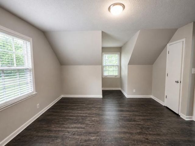 125 Mossland Dr, Clarksville, TN 37042