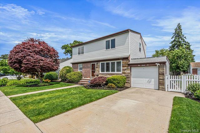 226 Margaret Drive, East Meadow, NY 11554