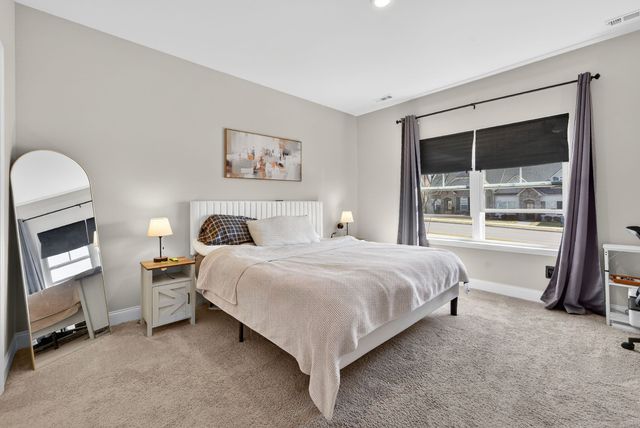 250 Cloverbrook Way, Gallatin, TN 37066