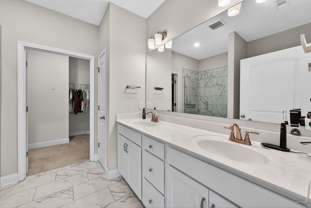 250 Cloverbrook Way, Gallatin, TN 37066