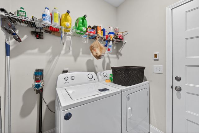 250 Cloverbrook Way, Gallatin, TN 37066