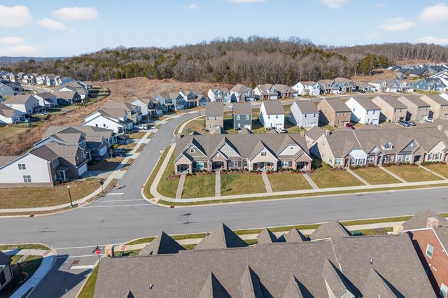 250 Cloverbrook Way, Gallatin, TN 37066