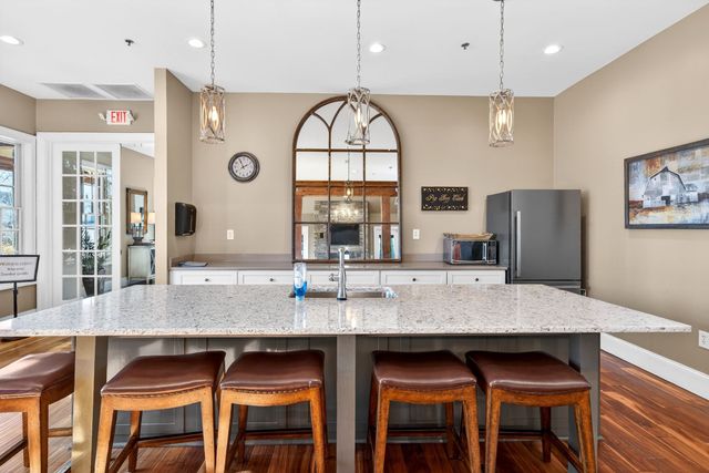 250 Cloverbrook Way, Gallatin, TN 37066