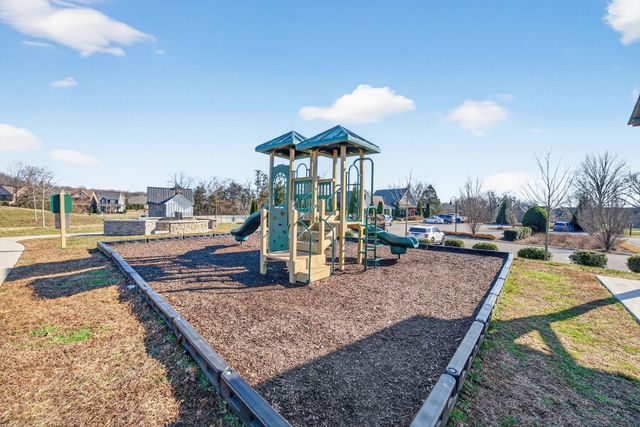 250 Cloverbrook Way, Gallatin, TN 37066