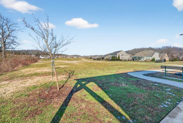 250 Cloverbrook Way, Gallatin, TN 37066
