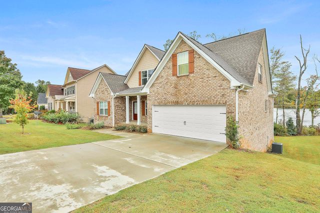 405 Lakeview Way, Lagrange, GA 30241