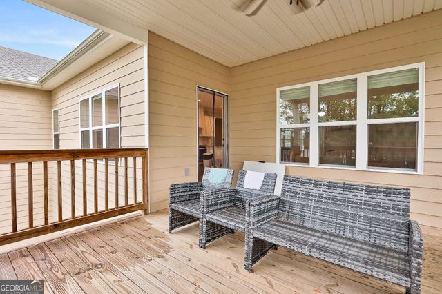 405 Lakeview Way, Lagrange, GA 30241