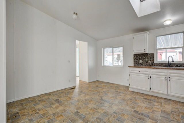 633 E Archwood Drive 53, Eagle Point, OR 97524