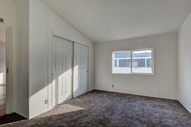 633 E Archwood Drive 53, Eagle Point, OR 97524