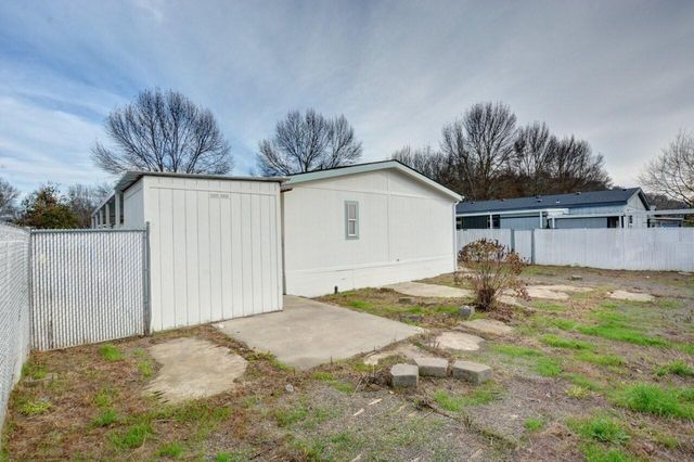 633 E Archwood Drive 53, Eagle Point, OR 97524