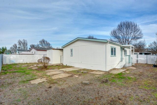 633 E Archwood Drive 53, Eagle Point, OR 97524