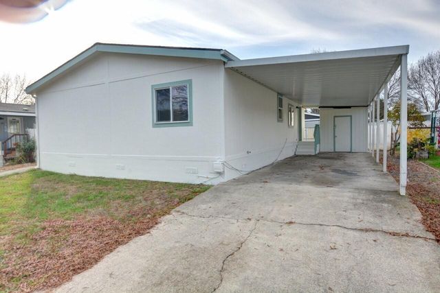 633 E Archwood Drive 53, Eagle Point, OR 97524