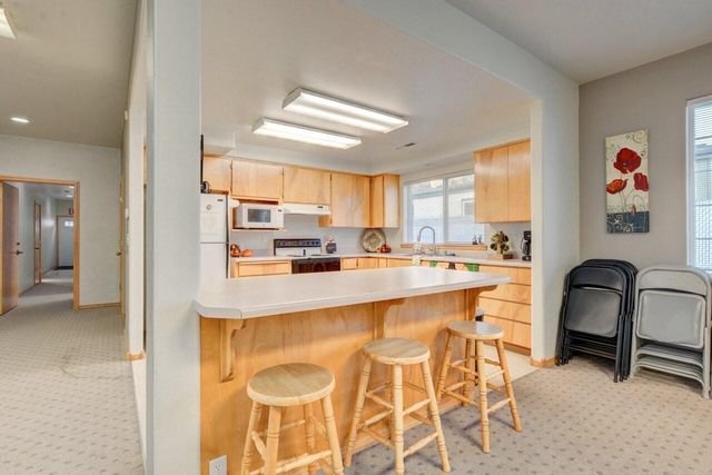 633 E Archwood Drive 53, Eagle Point, OR 97524