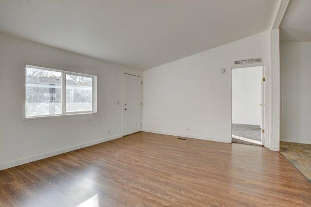 633 E Archwood Drive 53, Eagle Point, OR 97524