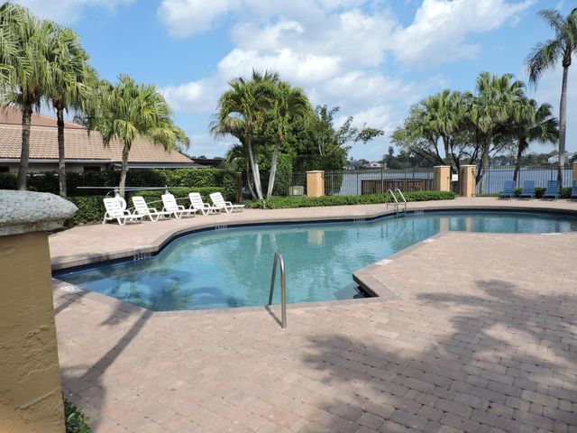 1708 Pierside Circle, Wellington, FL 33414