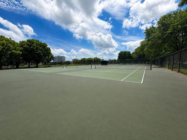 2901 S Michigan Avenue 1404, Chicago, IL 60616