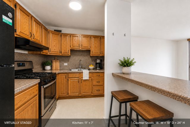 2901 S Michigan Avenue 1404, Chicago, IL 60616