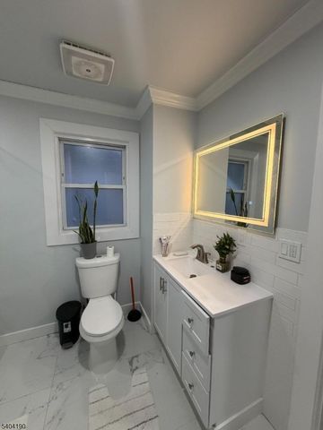 746 Murray St 1, Elizabeth City, NJ 07202