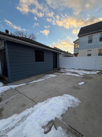 746 Murray St 1, Elizabeth City, NJ 07202