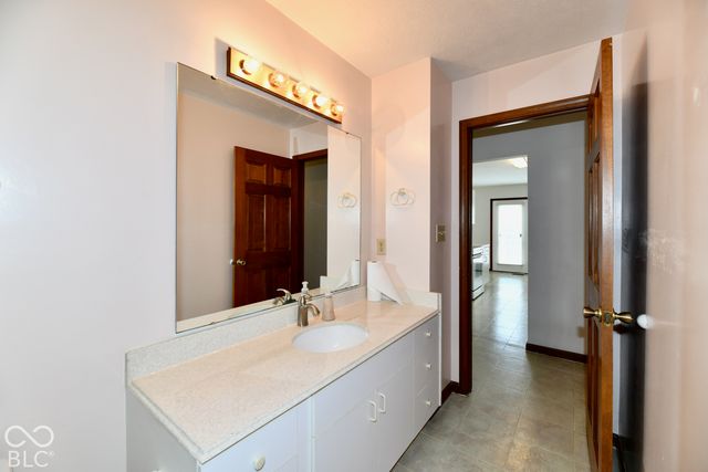2119 Debello Court, Indianapolis, IN 46214
