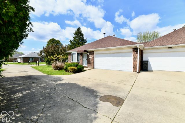 2119 Debello Court, Indianapolis, IN 46214