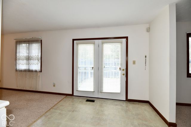 2119 Debello Court, Indianapolis, IN 46214