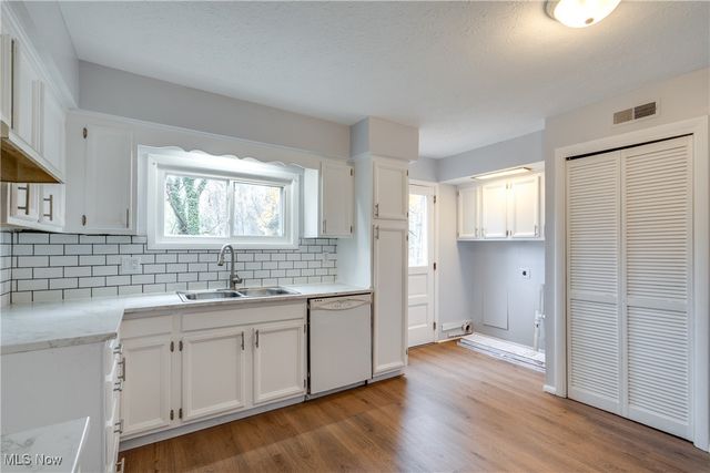 1025 41st Street NW, Canton, OH 44709