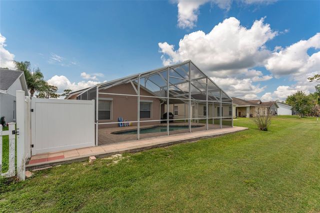 271 INDIAN POINT CIRCLE, Kissimmee, FL 34746