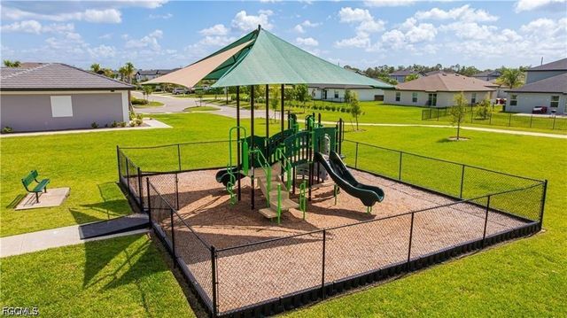 4275 Cirella CT, North Fort Myers, FL 33917