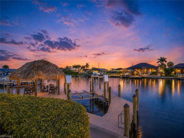 3703 SW 2nd LN, Cape Coral, FL 33991