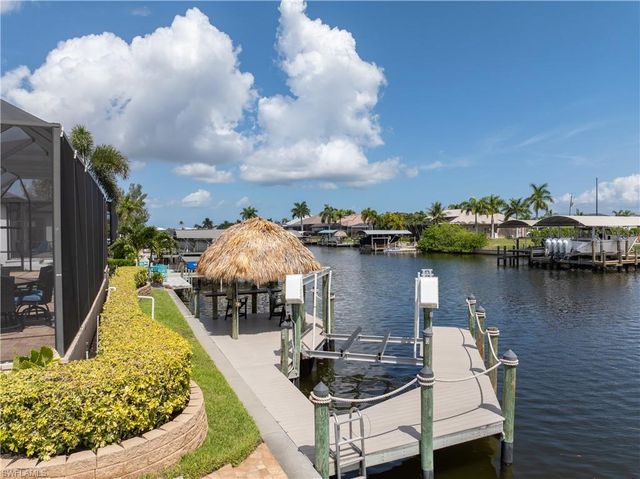 3703 SW 2nd LN, Cape Coral, FL 33991