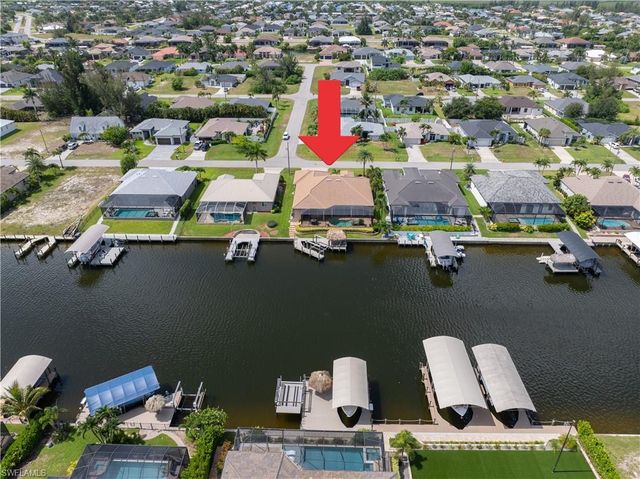 3703 SW 2nd LN, Cape Coral, FL 33991