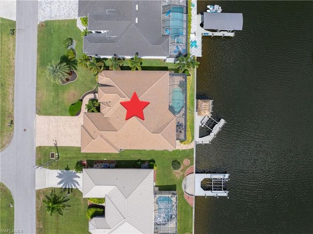 3703 SW 2nd LN, Cape Coral, FL 33991