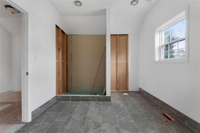 228 Indian Creek Road, Locust Grove, GA 30248