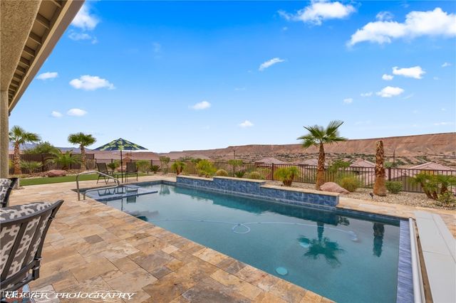 1227 Dome Peak Circle, Mesquite, NV 89034