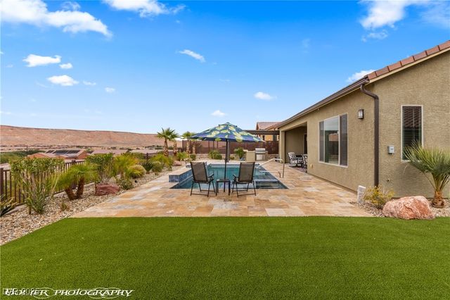 1227 Dome Peak Circle, Mesquite, NV 89034