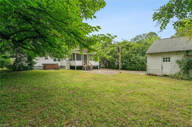 118 Cynthia DR, Hampton, VA 23666