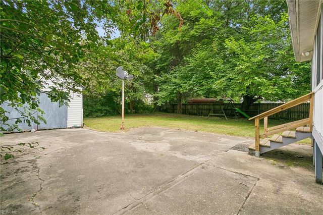118 Cynthia DR, Hampton, VA 23666