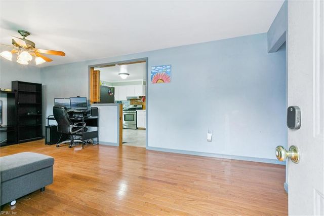 118 Cynthia DR, Hampton, VA 23666