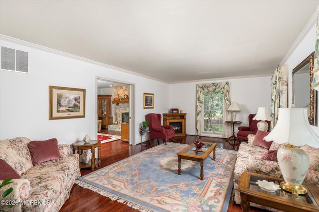 4 Pine Tree Drive, Westampton, NJ 08060