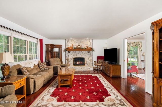 4 Pine Tree Drive, Westampton, NJ 08060