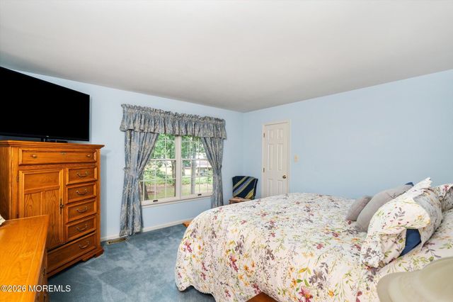 4 Pine Tree Drive, Westampton, NJ 08060