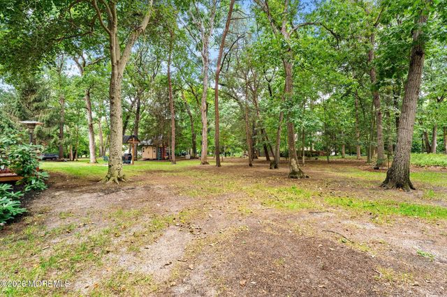 4 Pine Tree Drive, Westampton, NJ 08060