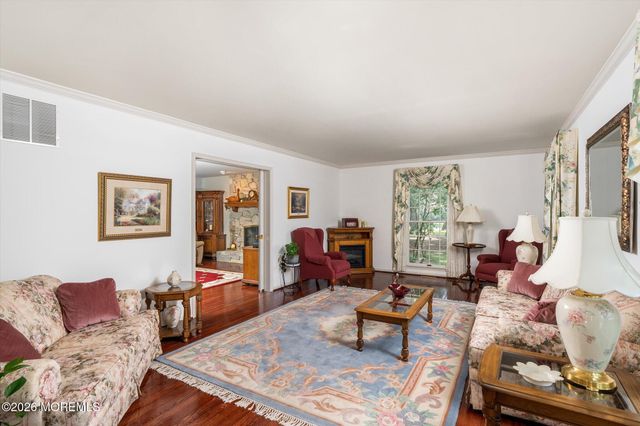 4 Pine Tree Drive, Westampton, NJ 08060