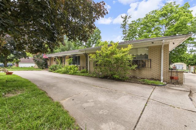 24319 Tamarack Trail, Southfield, MI 48075