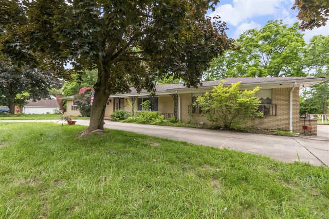 24319 Tamarack Trail, Southfield, MI 48075