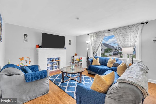 254 CALIFORNIA AVE, Hamilton, NJ 08619